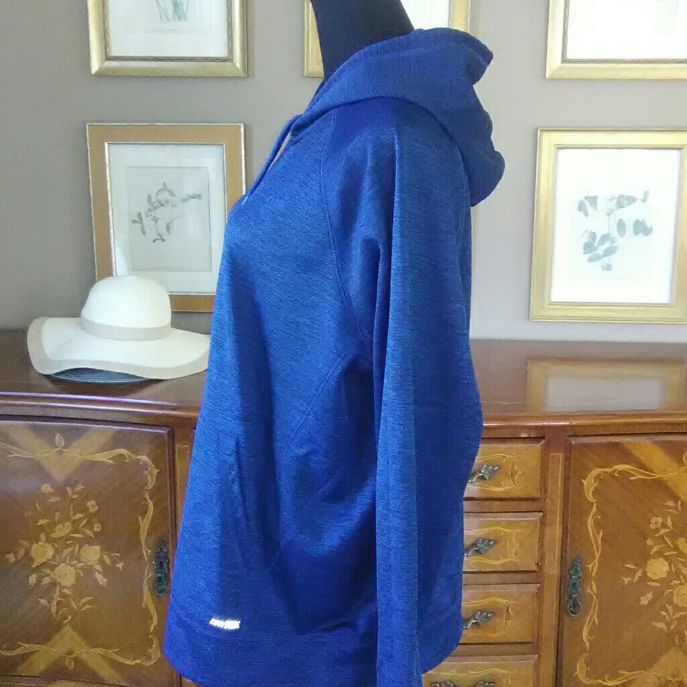 11/5 TEK GEAR Active Hoodie - Picture 2 of 4